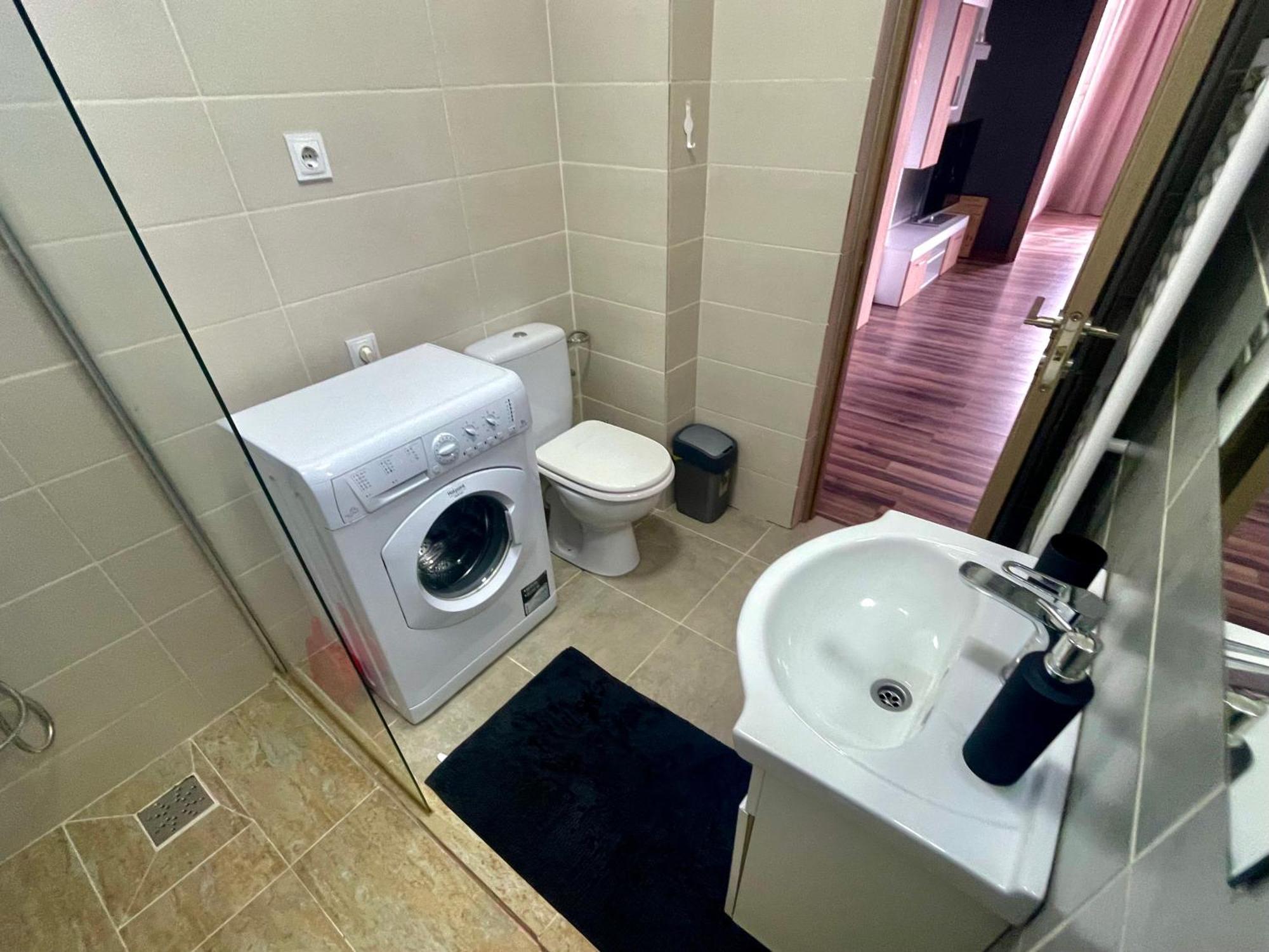 Yamalux Apartments - Cozy Double - Westside 3 Floreşti Екстериор снимка